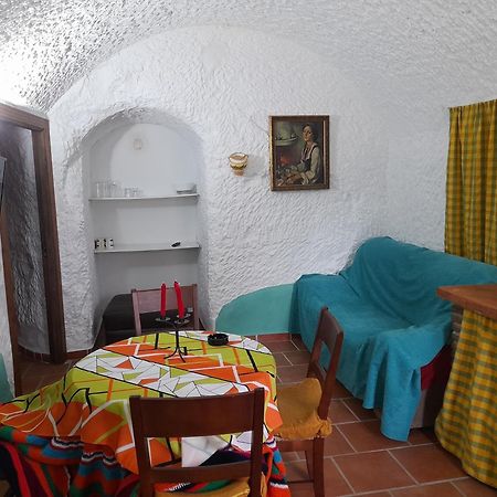 Cuevas La Chumbera Guest House Benalua de Guadix Exterior photo